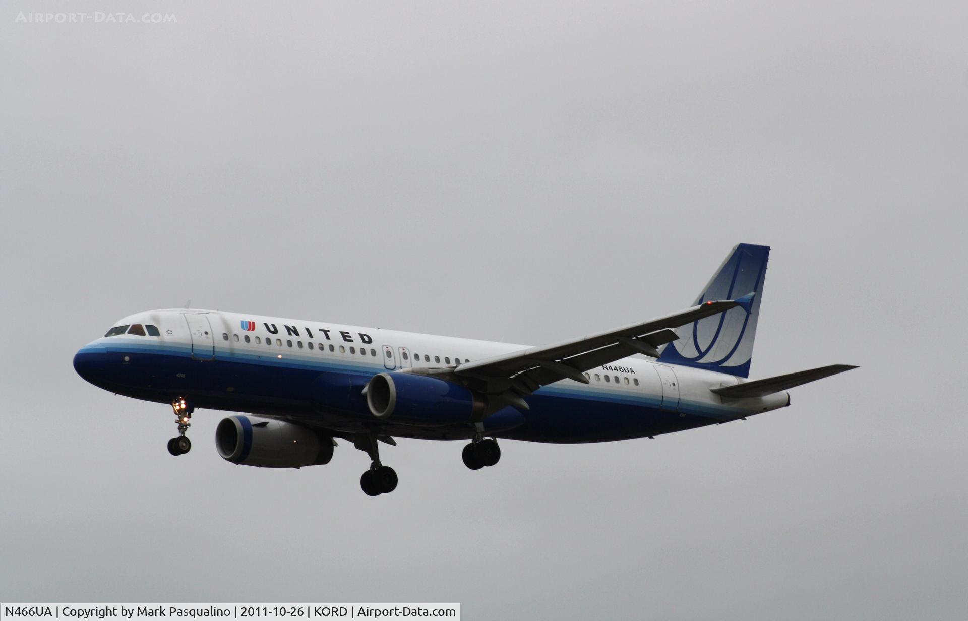 N466UA, 2000 Airbus A320-232 C/N 1343, Airbus A320