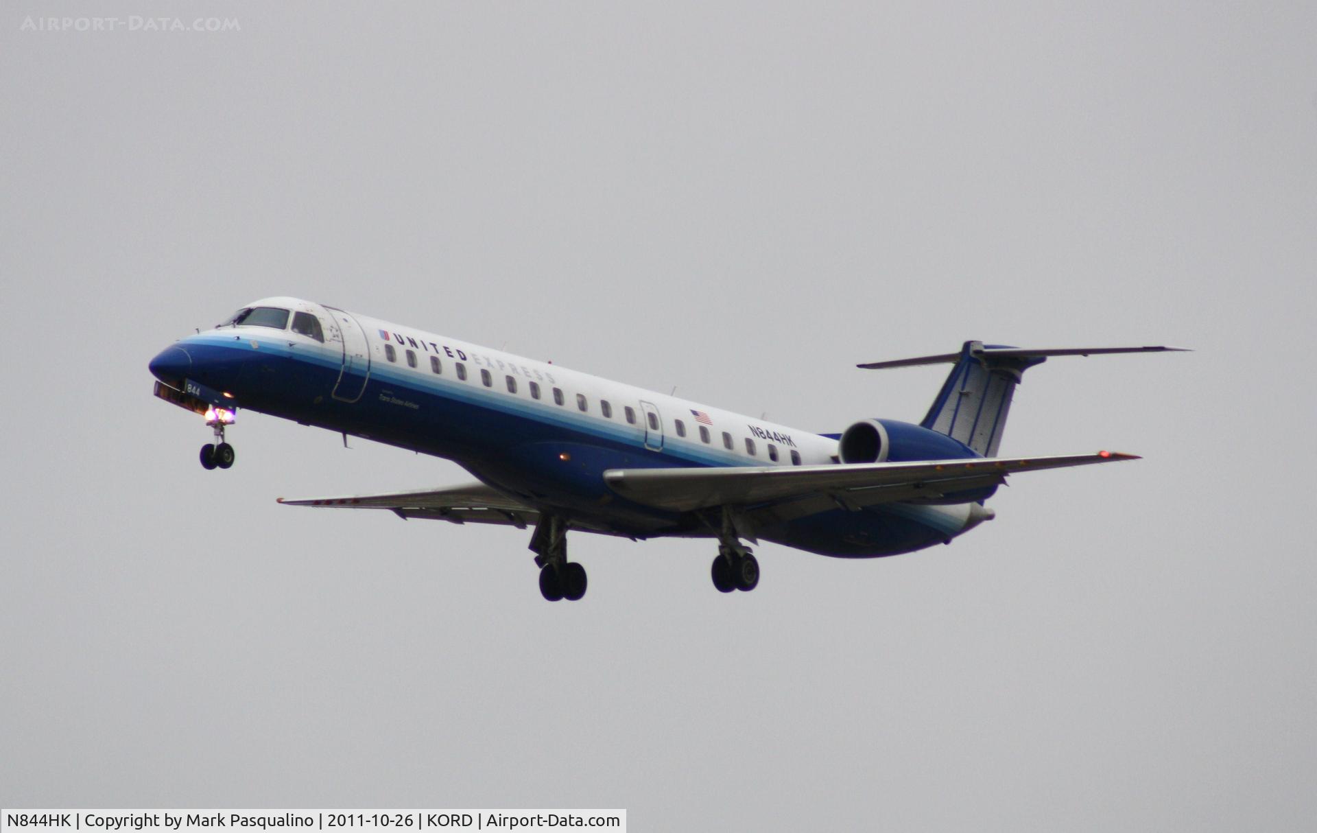 N844HK, 2004 Embraer ERJ-145LR (EMB-145LR) C/N 14500838, EMB-145LR