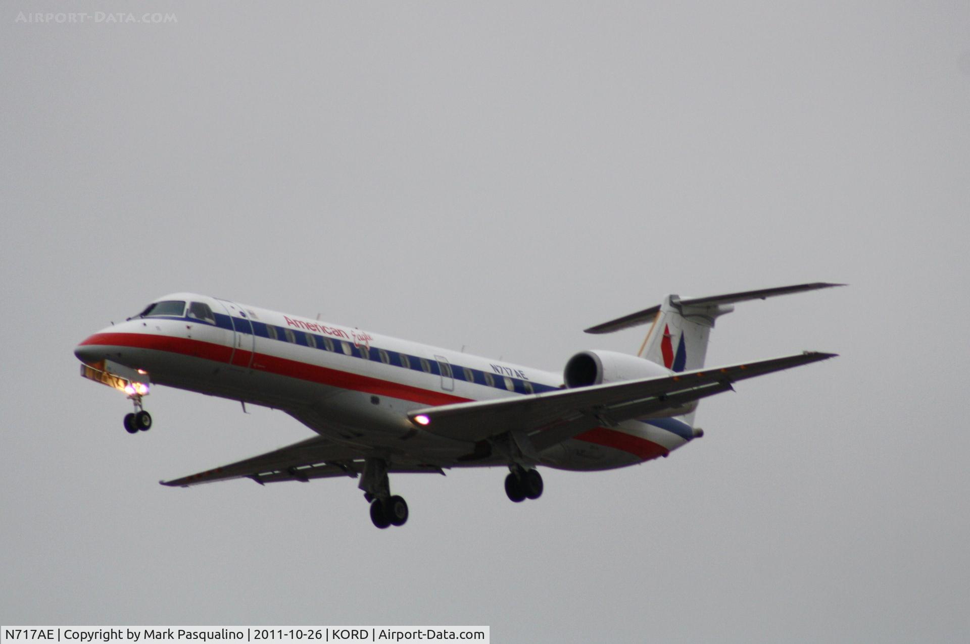 N717AE, 2000 Embraer ERJ-135LR (EMB-135LR) C/N 145272, EMB-135KL