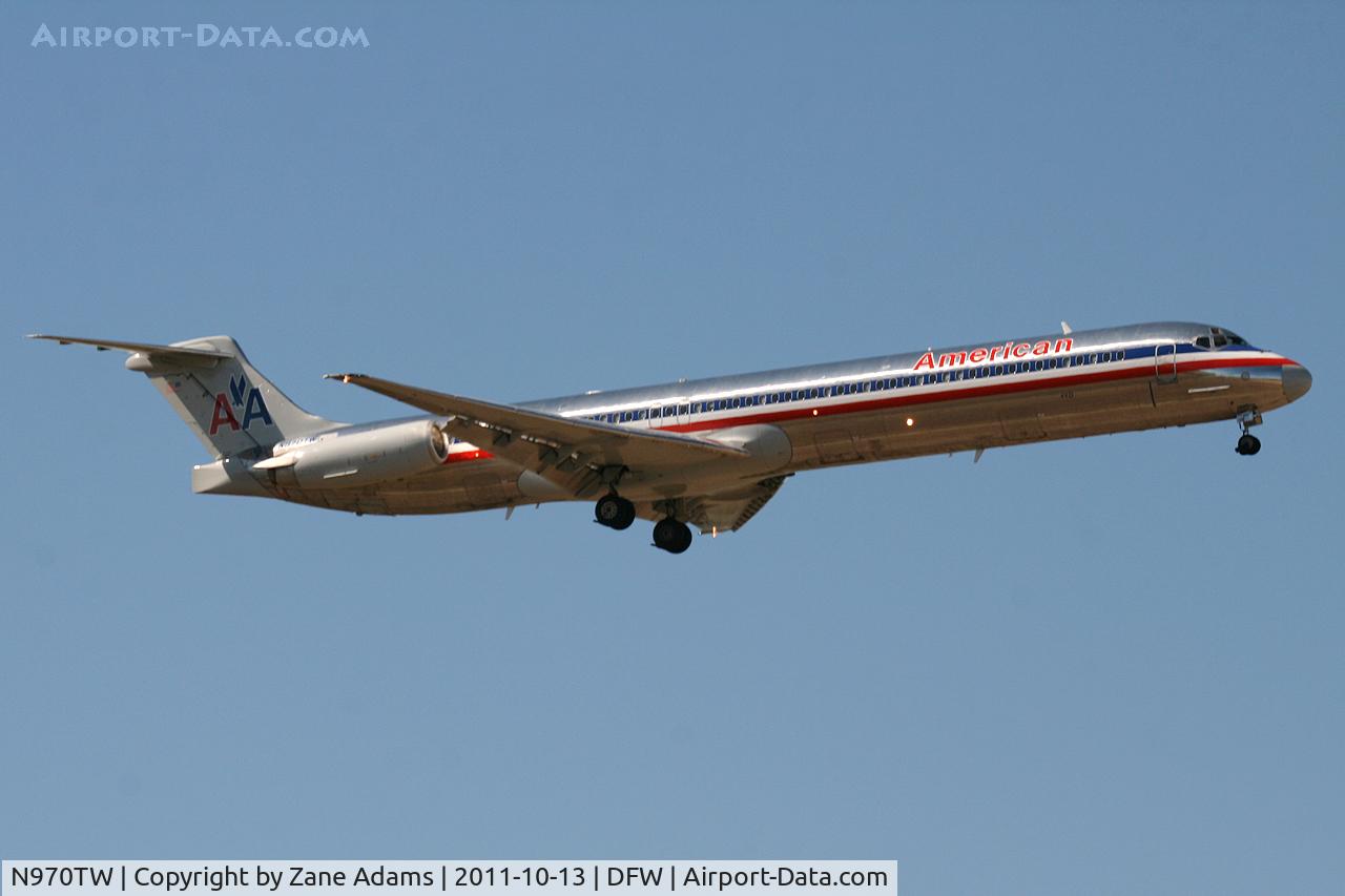N970TW, 1999 McDonnell Douglas MD-83 (DC-9-83) C/N 53620, American Airlines landing at DFW Airport
