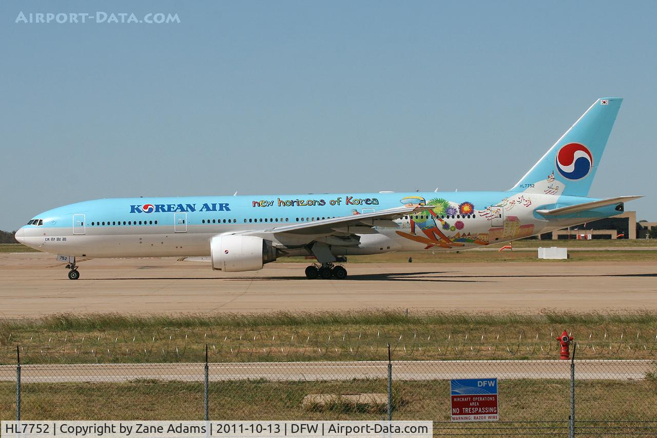 HL7752, 2007 Boeing 777-2B5/ER C/N 34211, Korean Air at DFW Airport