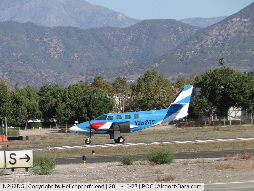 N262DG, 1982 Cessna T303 Crusader C/N T30300223, Rolling westbound on runway 26L for take off