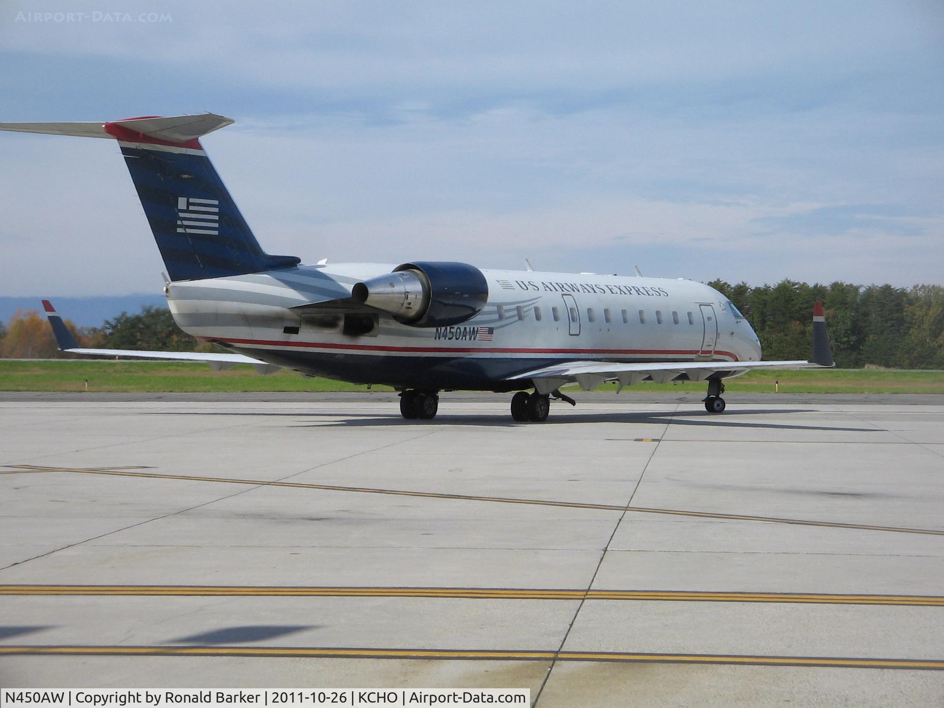 N450AW, 2003 Bombardier CRJ-200LR (CL-600-2B19) C/N 7823, CHO, VA