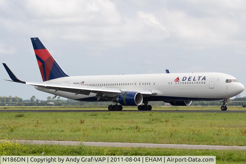 N186DN, 1995 Boeing 767-332 C/N 27962, Delta Airlines 767-300