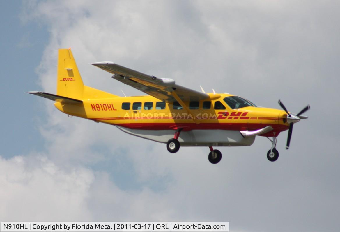 N910HL, 2004 Cessna 208B Grand Caravan C/N 208B1080, DHL C208