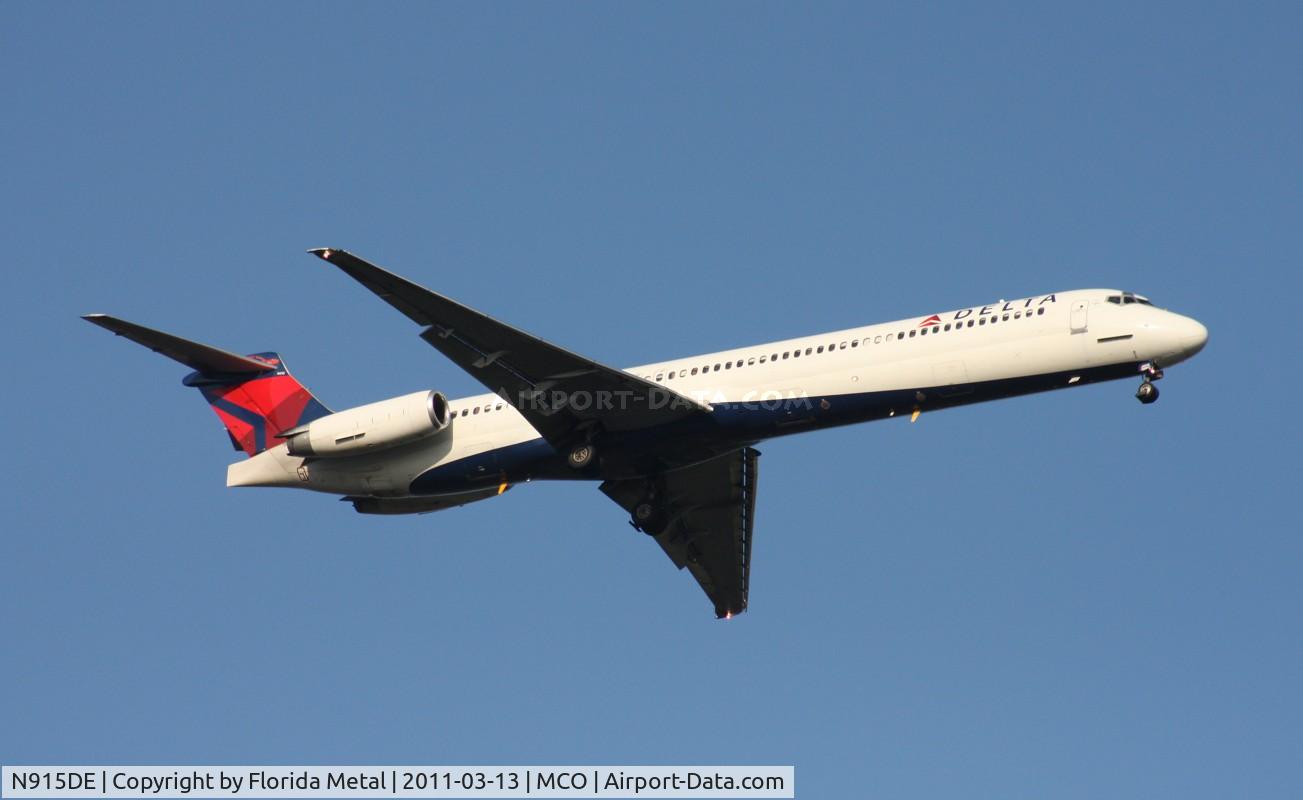N915DE, 1993 McDonnell Douglas MD-88 C/N 53420, Delta MD-88