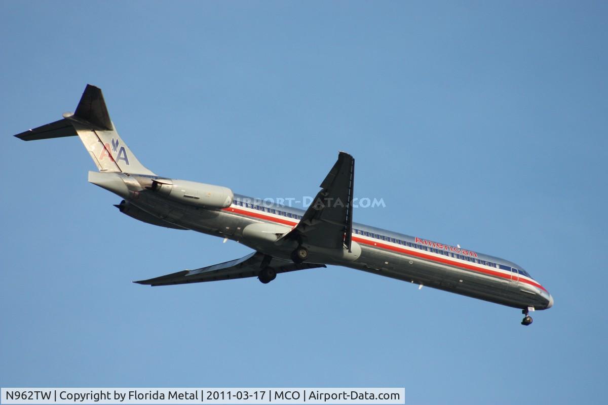 N962TW, 1999 McDonnell Douglas MD-83 (DC-9-83) C/N 53612, American MD-83