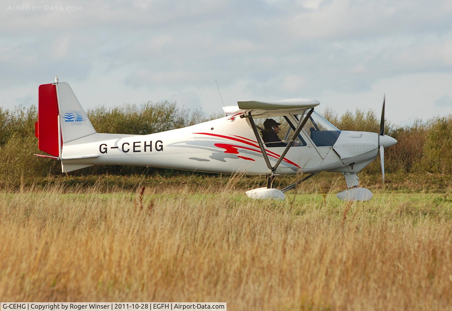 G-CEHG, 2006 Comco Ikarus C42 FB100 C/N 0612-6861, Ikarus C42 holding prior to take off.