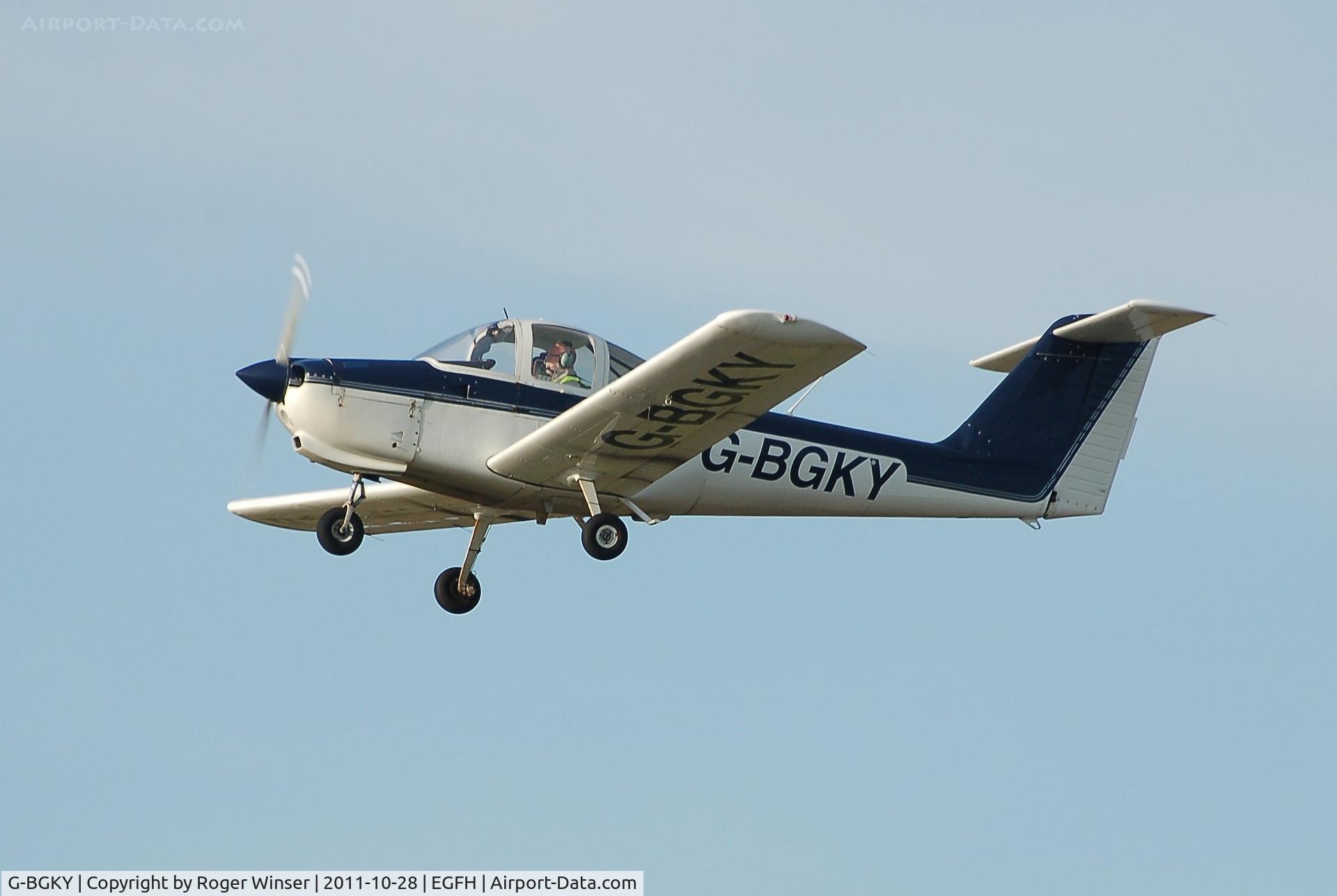 G-BGKY, 1978 Piper PA-38-112 Tomahawk Tomahawk C/N 38-78A0737, Departing Runway 22. Operated by Cambrian Flying Club.