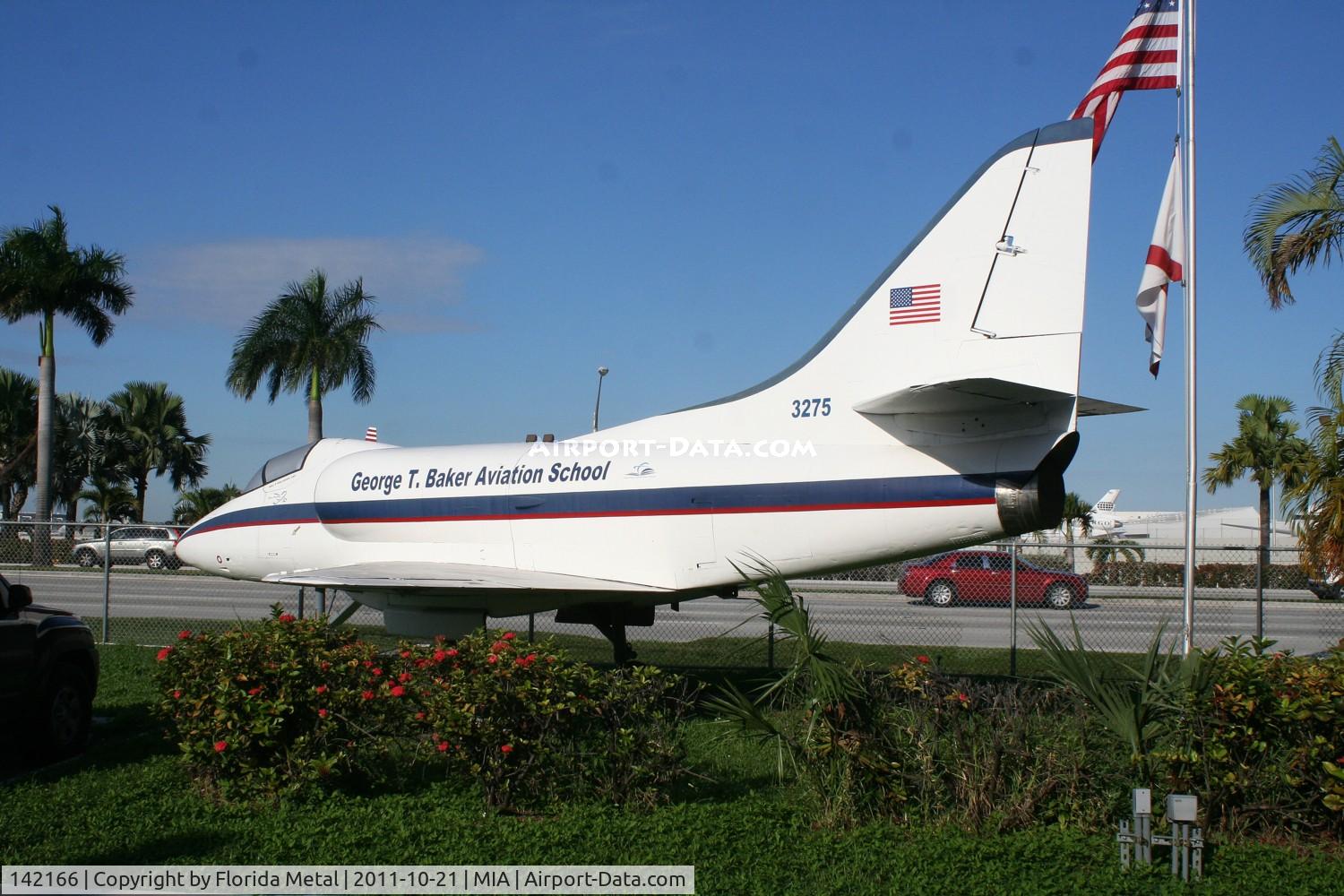 142166, Douglas A-4B Skyhawk C/N 11420, Baker Aviation A-4