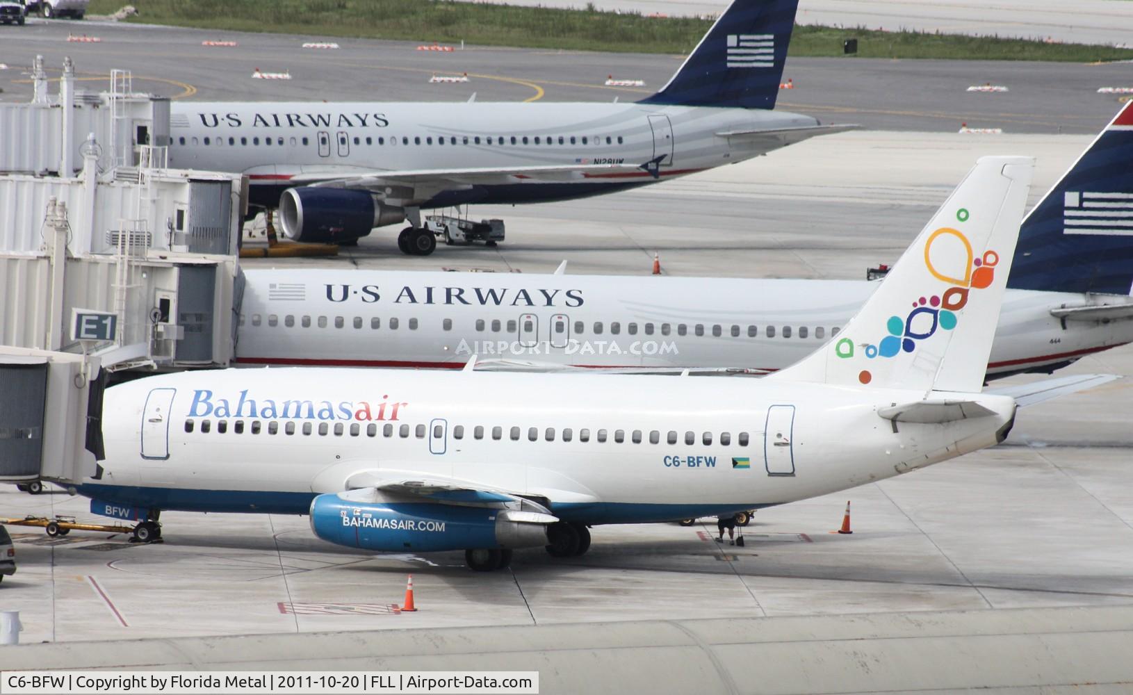 C6-BFW, 1982 Boeing 737-2K5 C/N 22601, Bahamasair 737-200