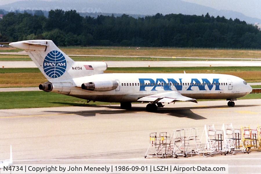N4734, 1968 Boeing 727-235 C/N 19454, Taxiing