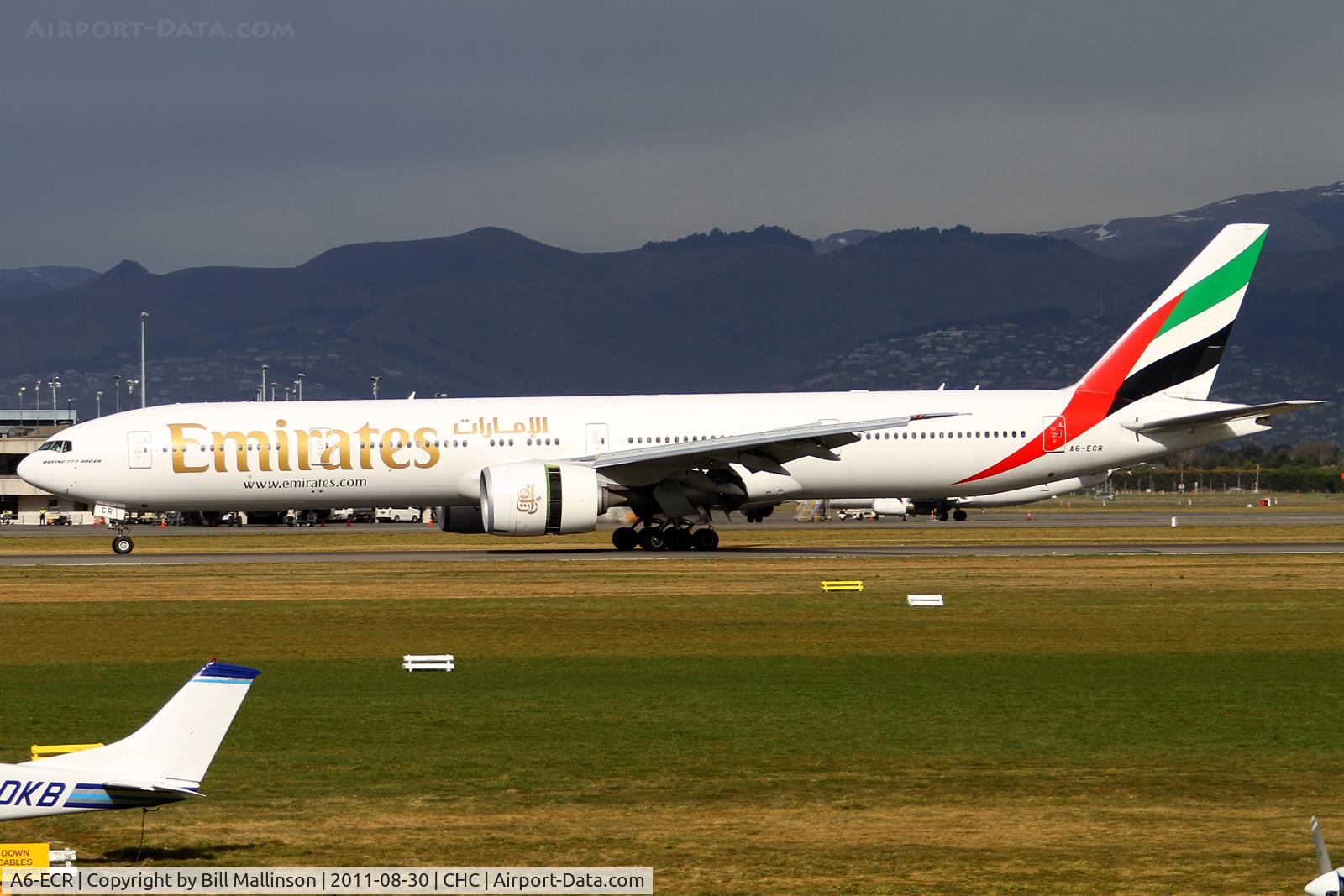 A6-ECR, 2009 Boeing 777-31H/ER C/N 35592, In and onto 02