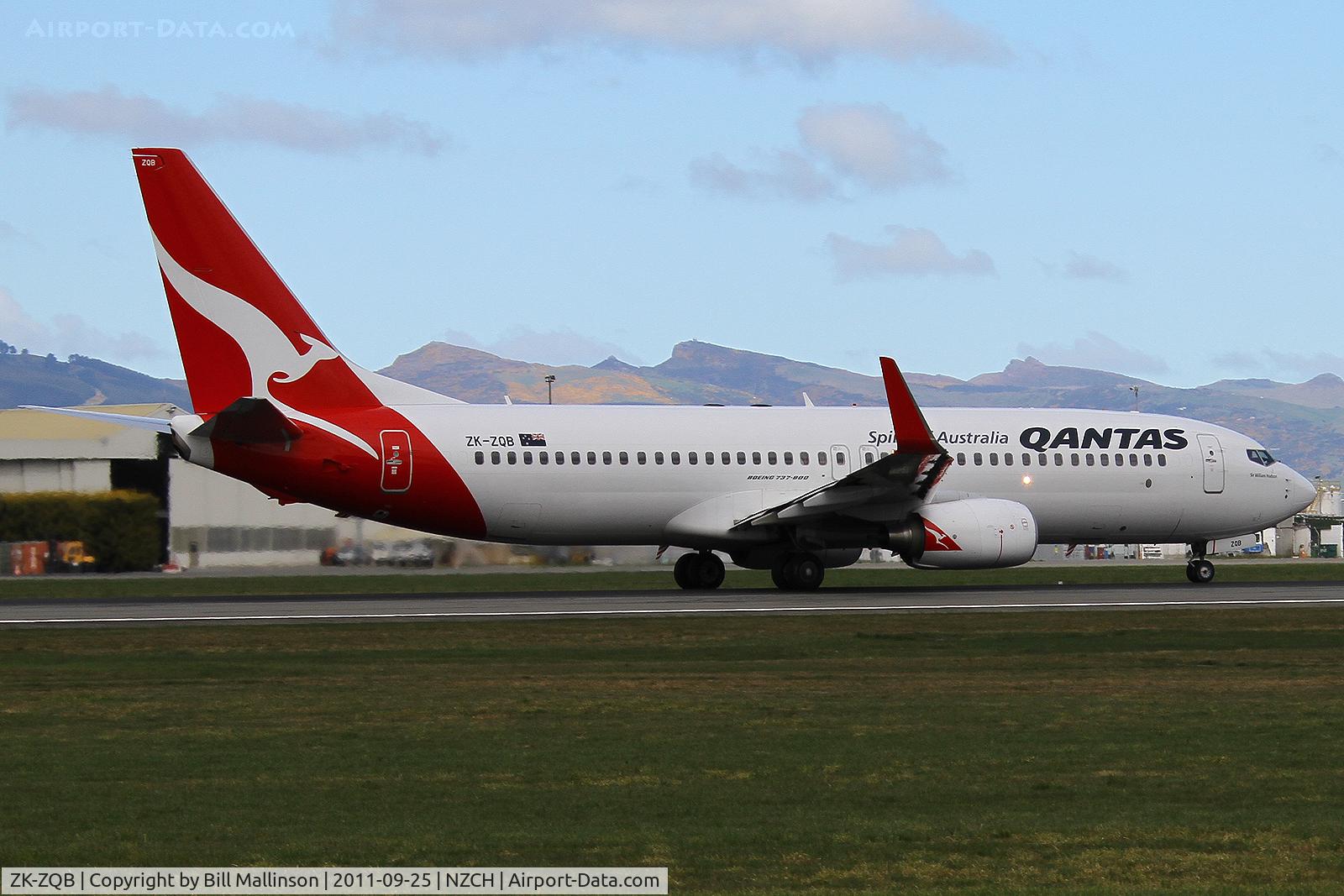 ZK-ZQB, 2009 Boeing 737-838 C/N 34201, as QF45