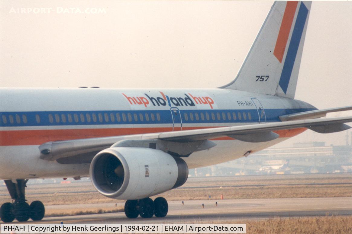 PH-AHI, 1988 Boeing 757-27B C/N 24137, Air Holland.

Spcl slogan : hup holland hup , to support the Dutch Soccer team for the World Cup