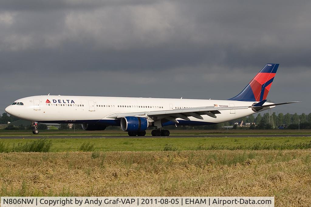 N806NW, 2004 Airbus A330-323 C/N 578, Delta Airlines A330-300