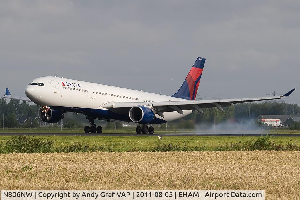 N806NW, 2004 Airbus A330-323 C/N 578, Delta Airlines A330-300