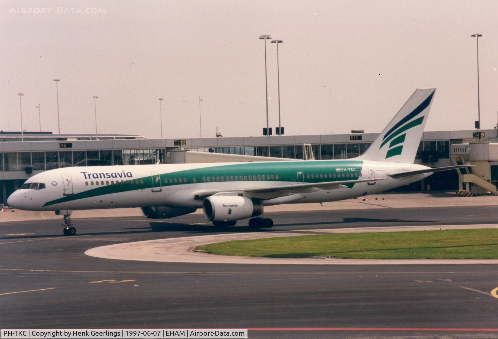 PH-TKC, 1994 Boeing 757-2K2 C/N 26635, Transavia , new cs