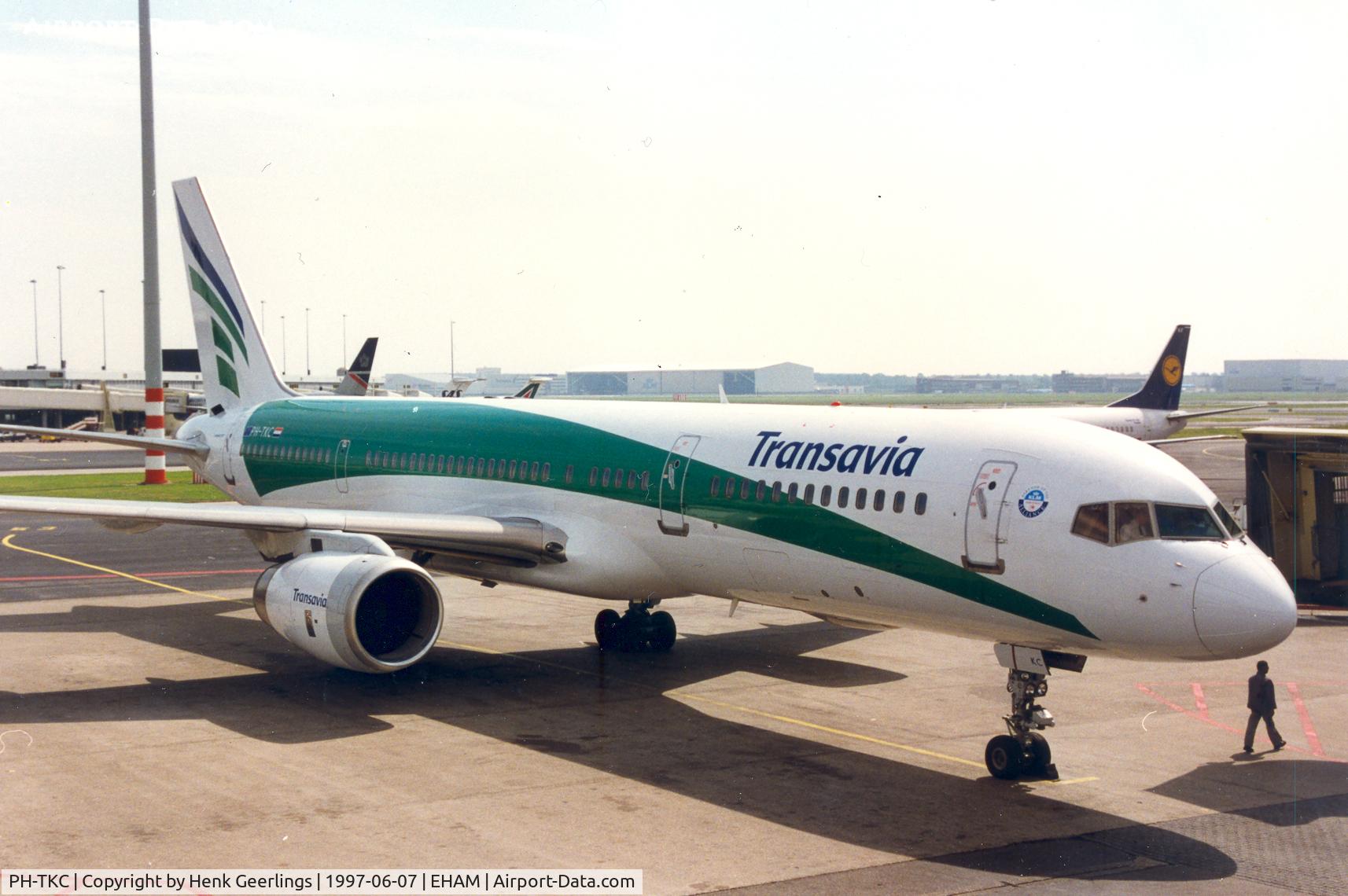 PH-TKC, 1994 Boeing 757-2K2 C/N 26635, Transavia , new cs