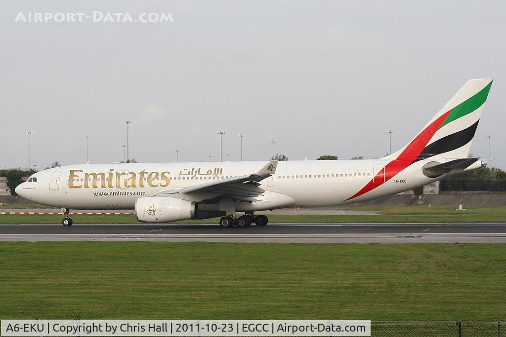A6-EKU, 1999 Airbus A330-243 C/N 295, Emirates