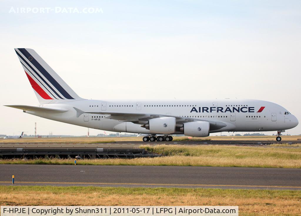 F-HPJE, 2010 Airbus A380-861 C/N 052, Taxiing to the Terminal... Delivery day from EDHI...