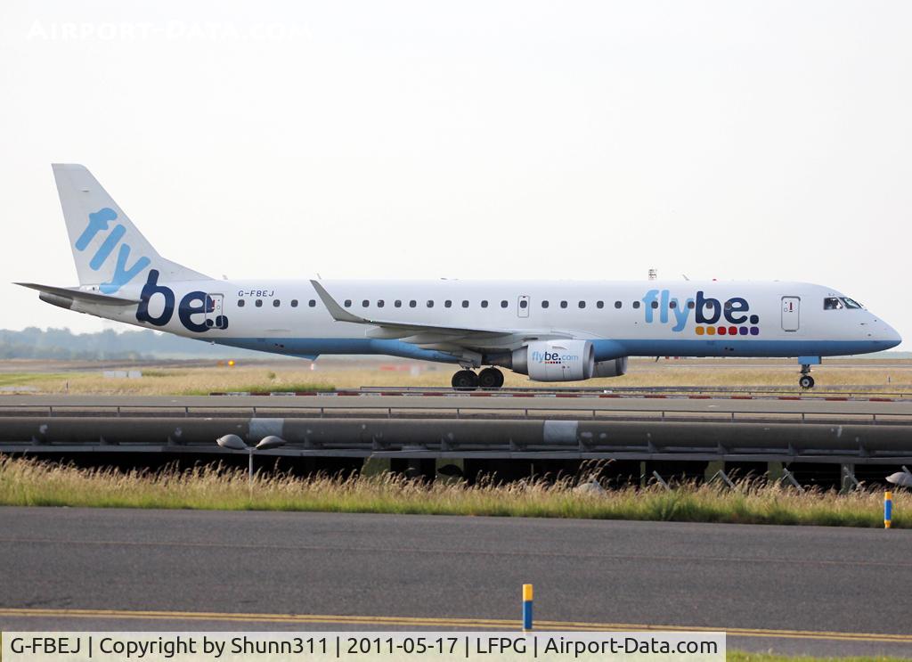 G-FBEJ, 2007 Embraer 195LR (ERJ-190-200LR) C/N 19000155, Taxiing to the Terminal...