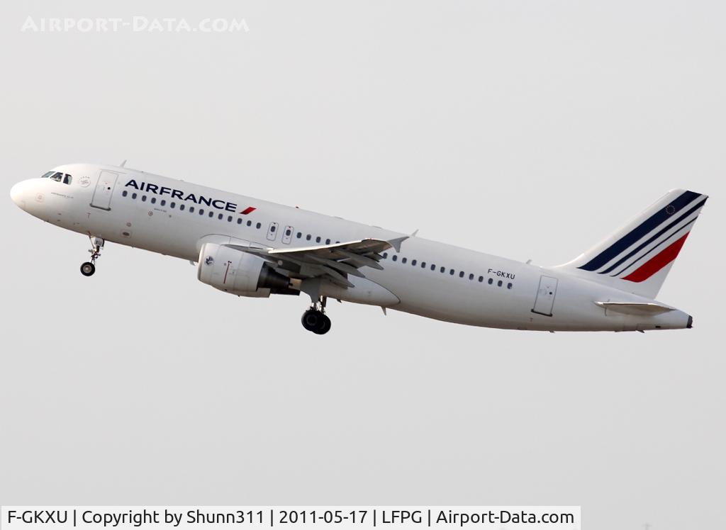 F-GKXU, 2009 Airbus A320-214 C/N 4063, On take off... n/c