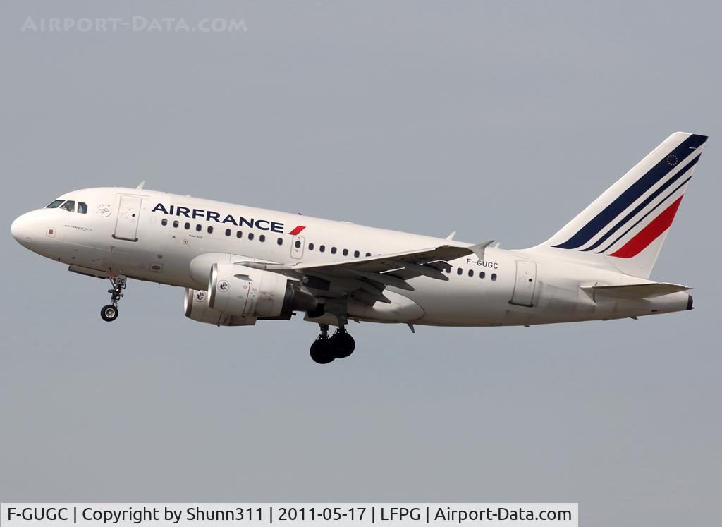 F-GUGC, 2002 Airbus A318-111 C/N 2071, On take off... n/c