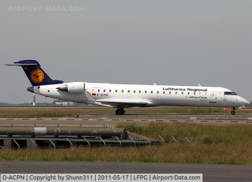 D-ACPN, 2003 Bombardier CRJ-701ER (CL-600-2C10) Regional Jet C/N 10083, Taxiing to the Terminal...