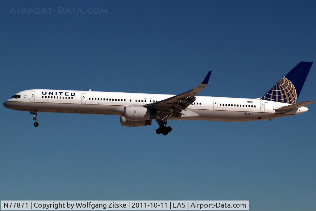 N77871, 2003 Boeing 757-33N C/N 33526, visitor