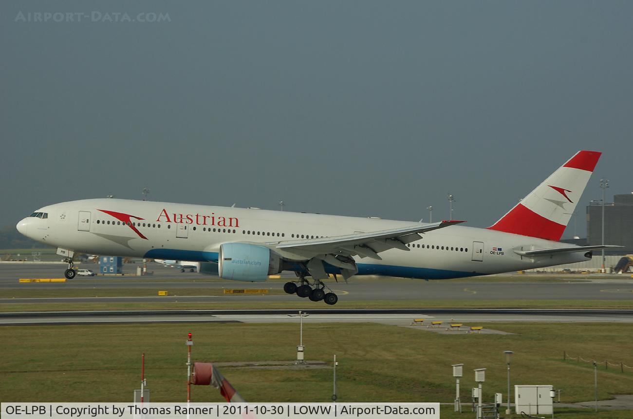 OE-LPB, 1998 Boeing 777-2Z9/ER C/N 28699, Austrian Airlines Boeing 777