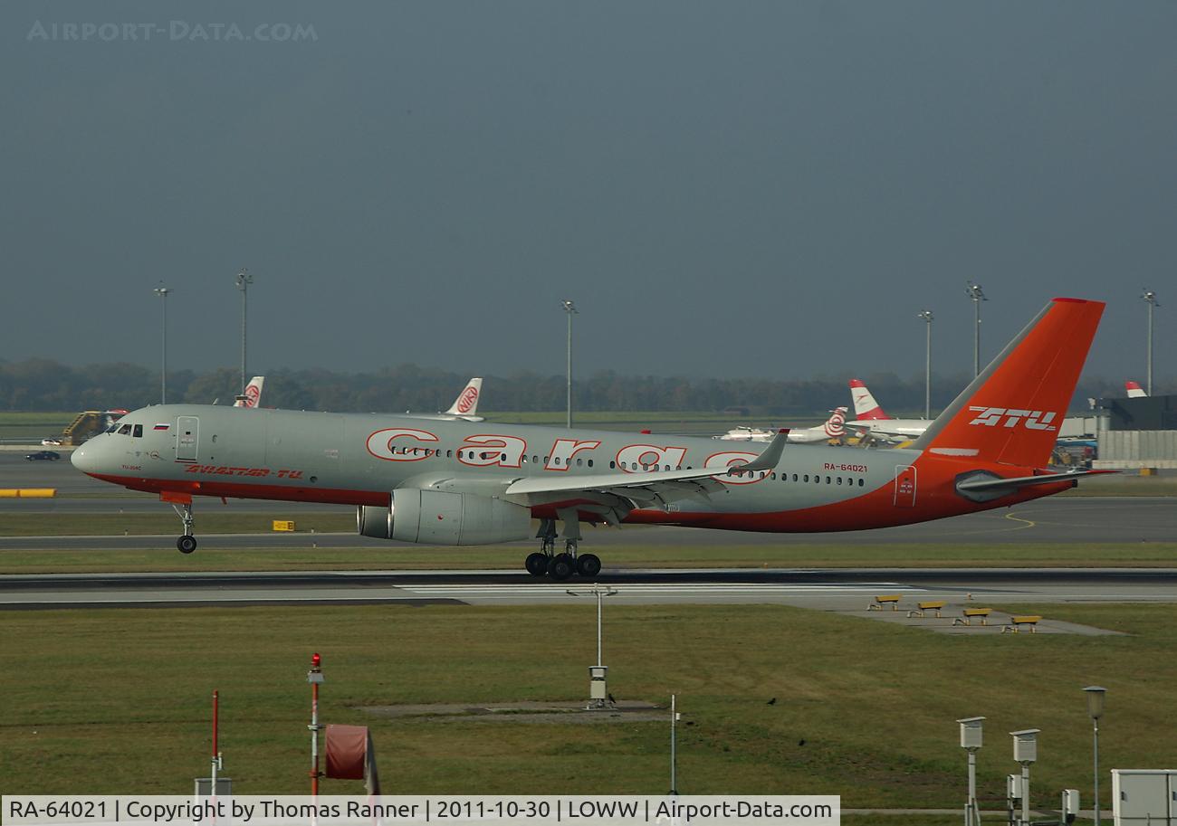 RA-64021, 1993 Tupolev Tu-204C C/N 1450743164021, Aviastar Tu Tupolev TU-204