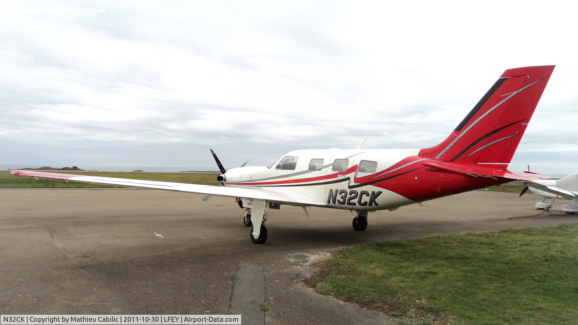 N32CK, 2001 Piper PA-46-500TP Malibu Meridian C/N 4697123, Piper PA46-500TP