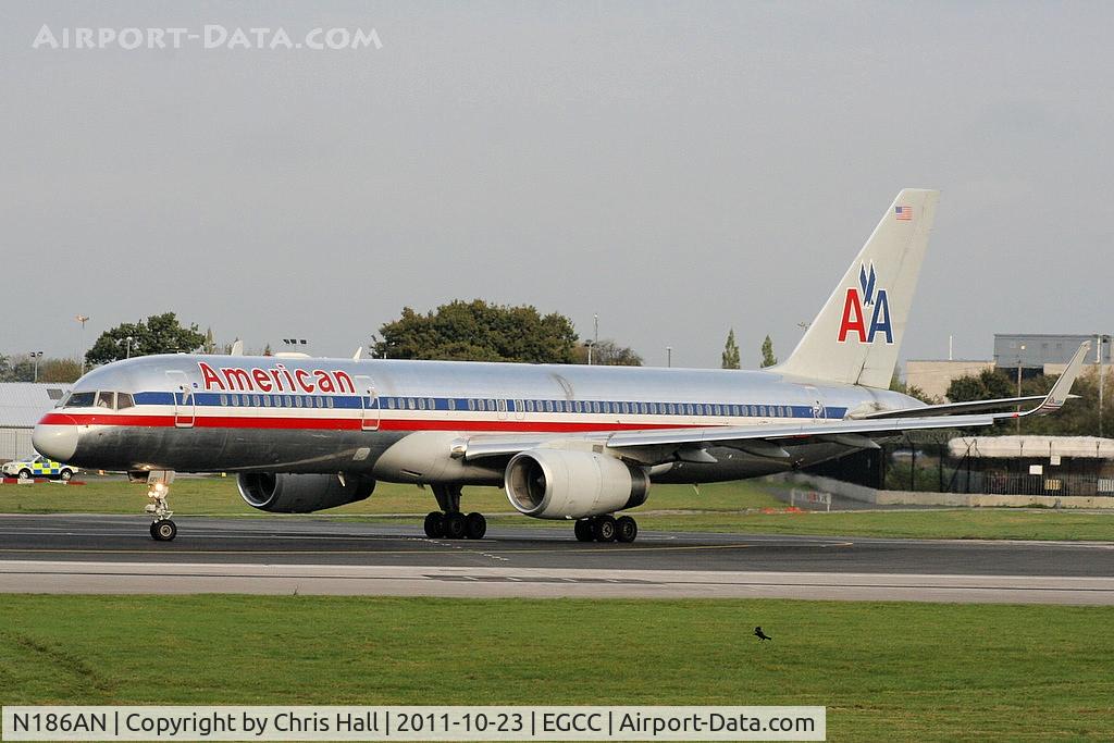 N186AN, 2001 Boeing 757-223 C/N 32380, American Airlines
