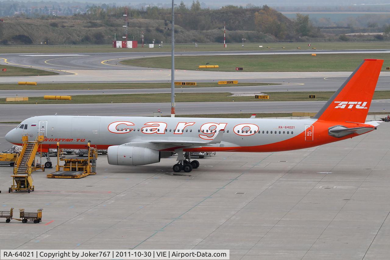 RA-64021, 1993 Tupolev Tu-204C C/N 1450743164021, AviaStar