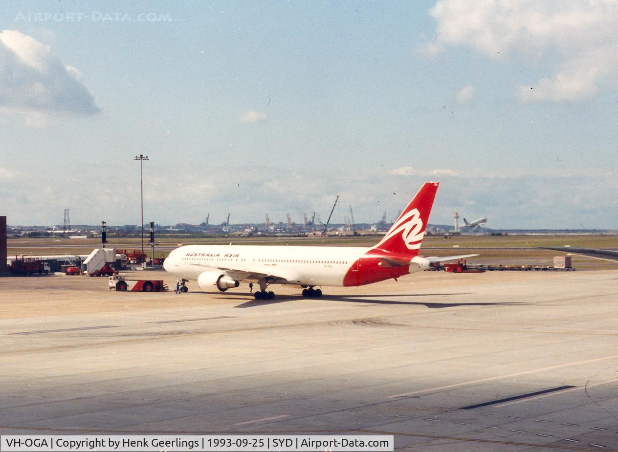 VH-OGA, 1988 Boeing 767-338 C/N 24146, Australia Asia Airlines