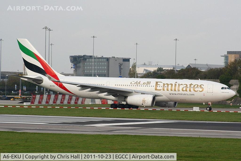A6-EKU, 1999 Airbus A330-243 C/N 295, Emirates