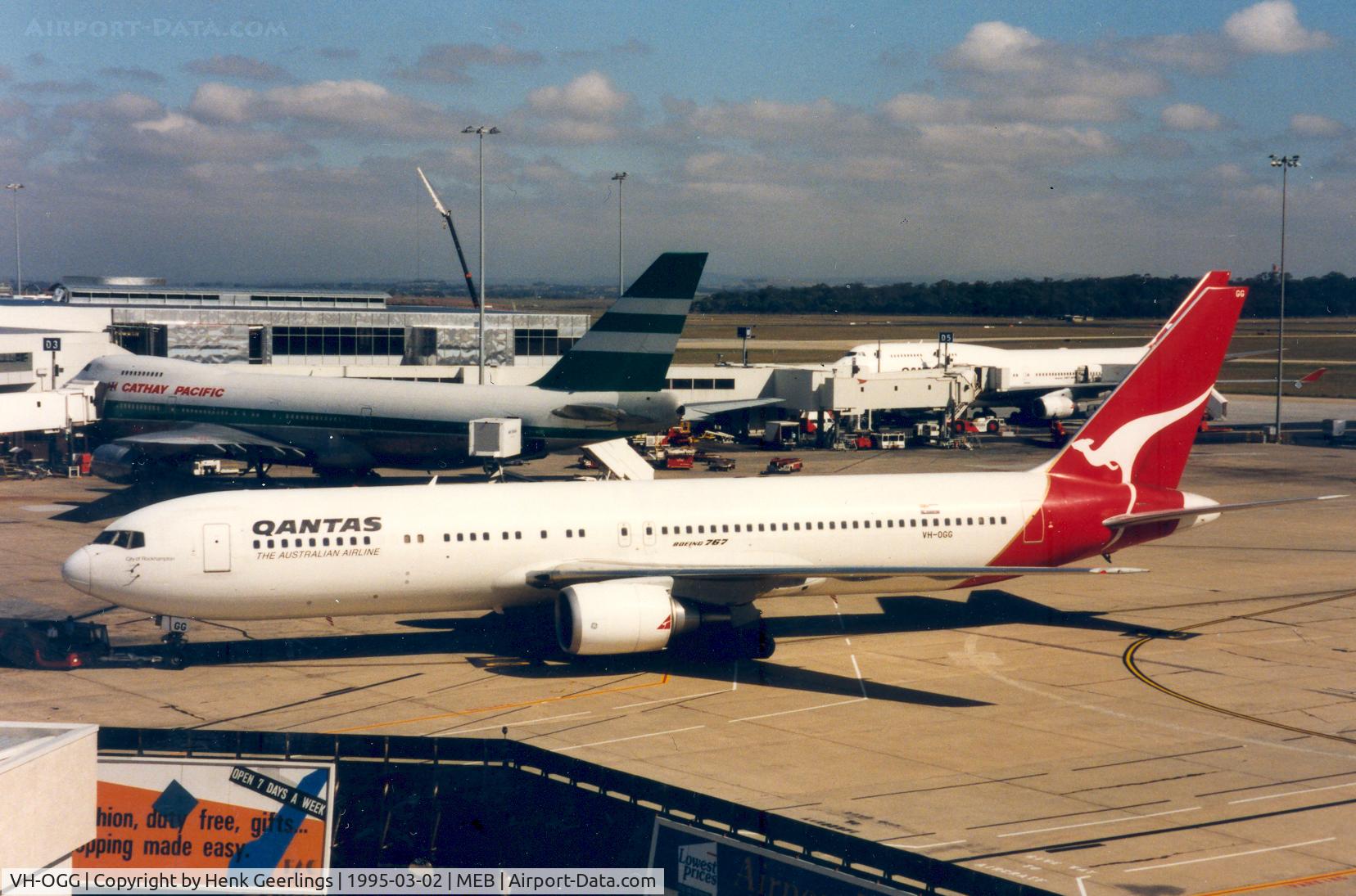 VH-OGG, 1990 Boeing 767-338 C/N 24929, Qantas