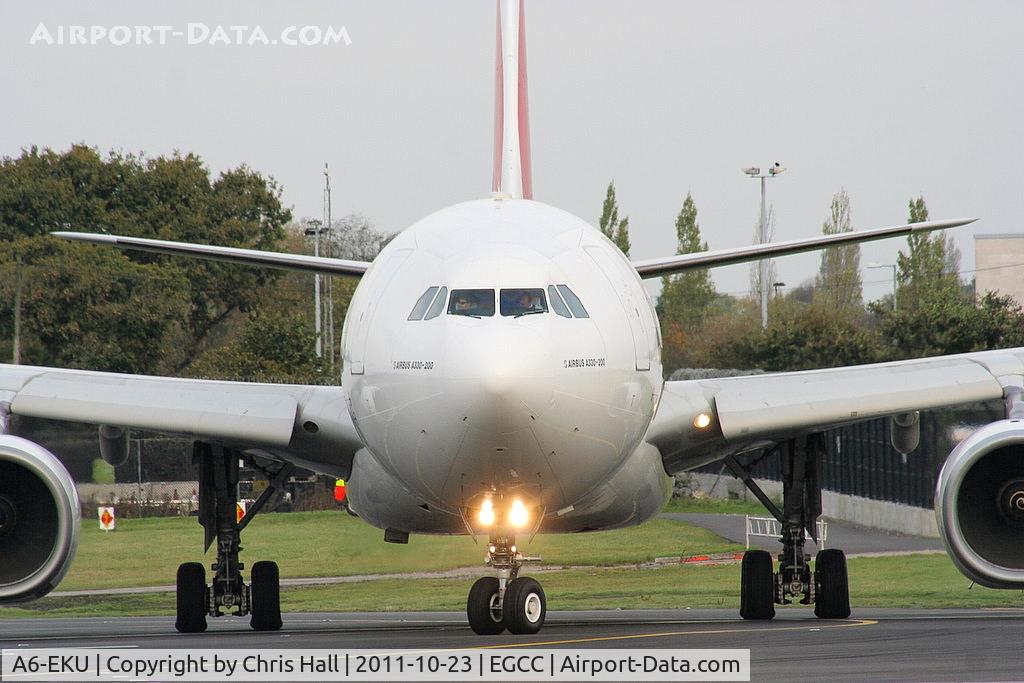 A6-EKU, 1999 Airbus A330-243 C/N 295, Emirates