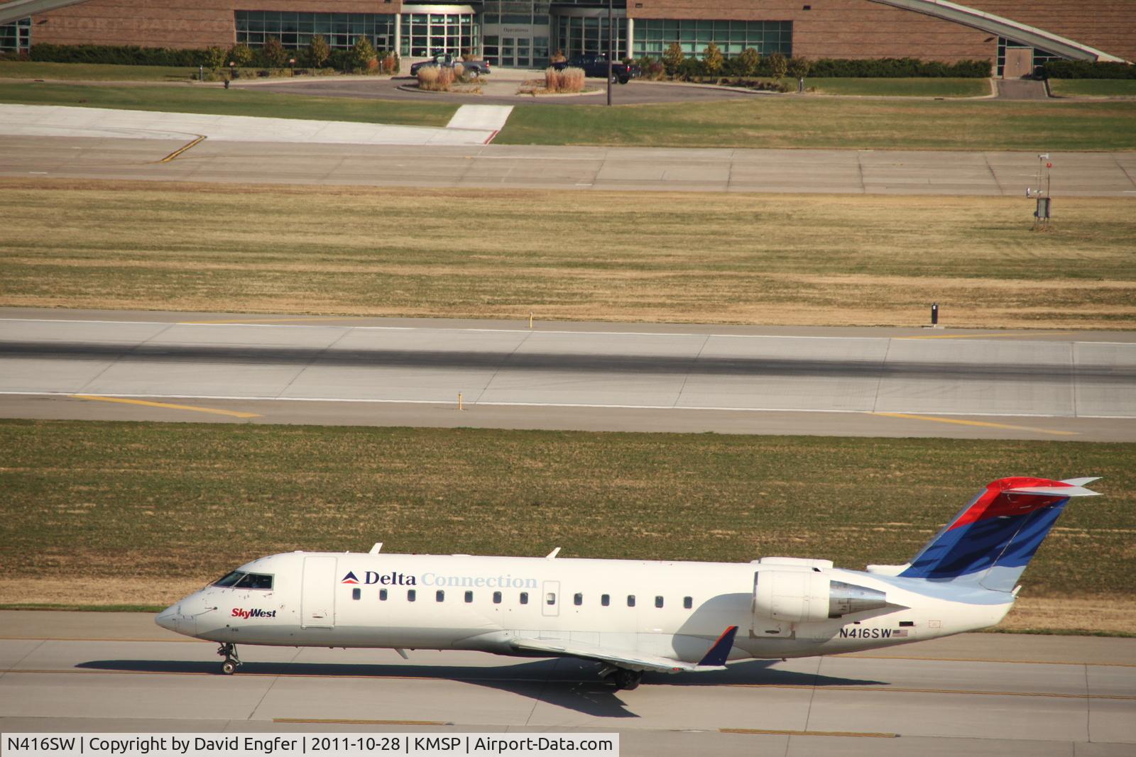 N416SW, 1995 Canadair CRJ-200 (CL-600-2B19) C/N 7089, 30R @ KMSP