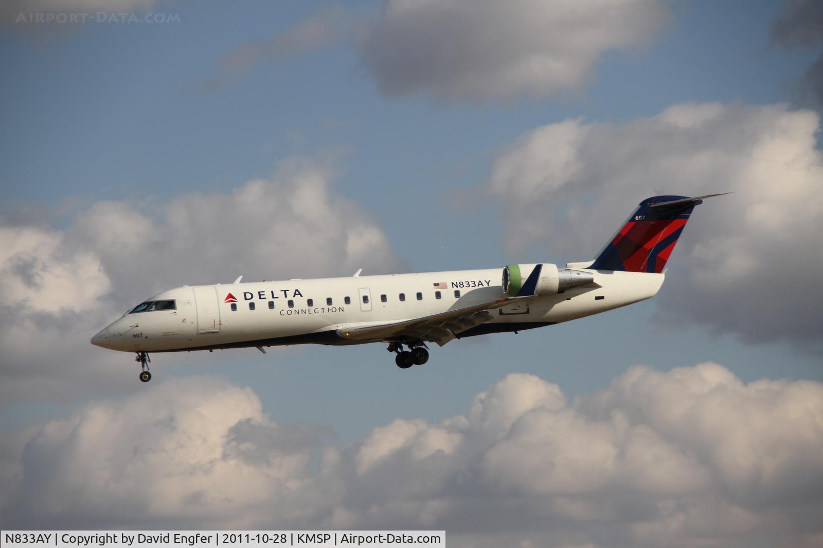 N833AY, 2005 Bombardier CRJ-200LR (CL-600-2B19) C/N 8033, 15 @ KMSP