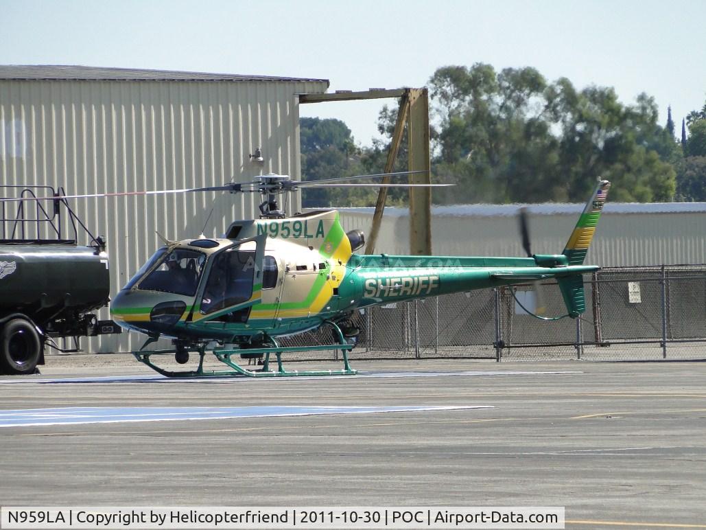 N959LA, Eurocopter AS-350B-2 Ecureuil C/N 7092, Starting up at LA County Air Ops Helipad #5