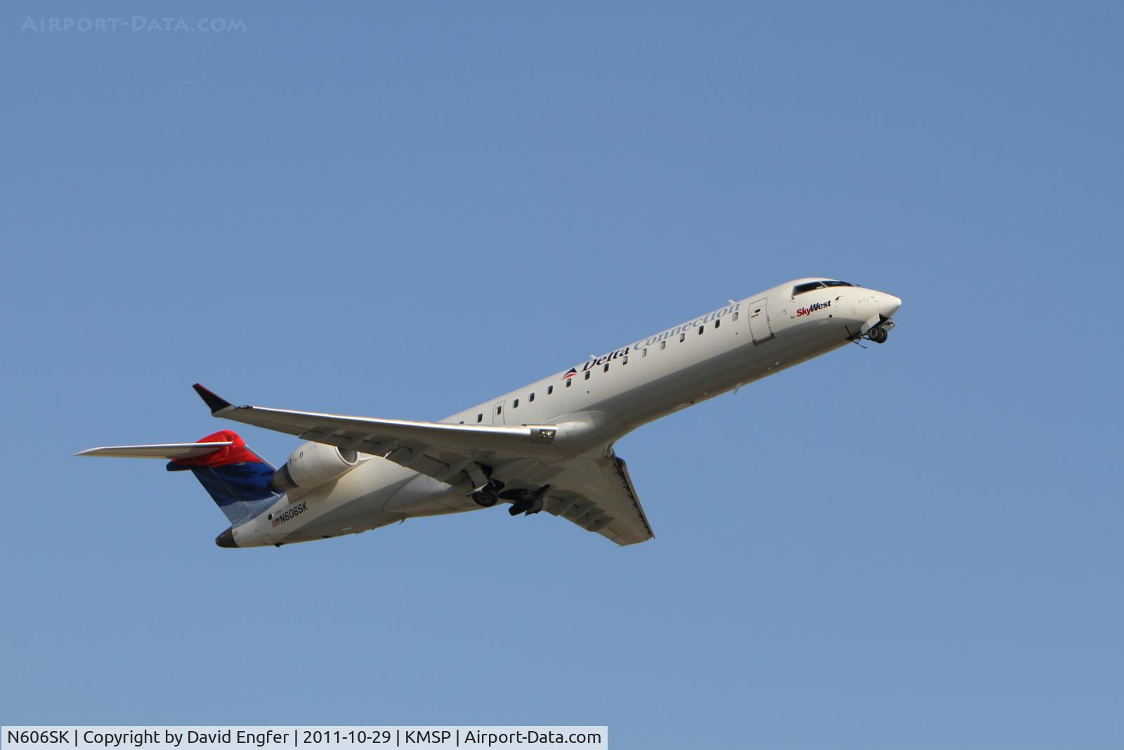N606SK, 2006 Bombardier CRJ-700 (CL-600-2C10) Regional Jet C/N 10250, 35 @ KMSP