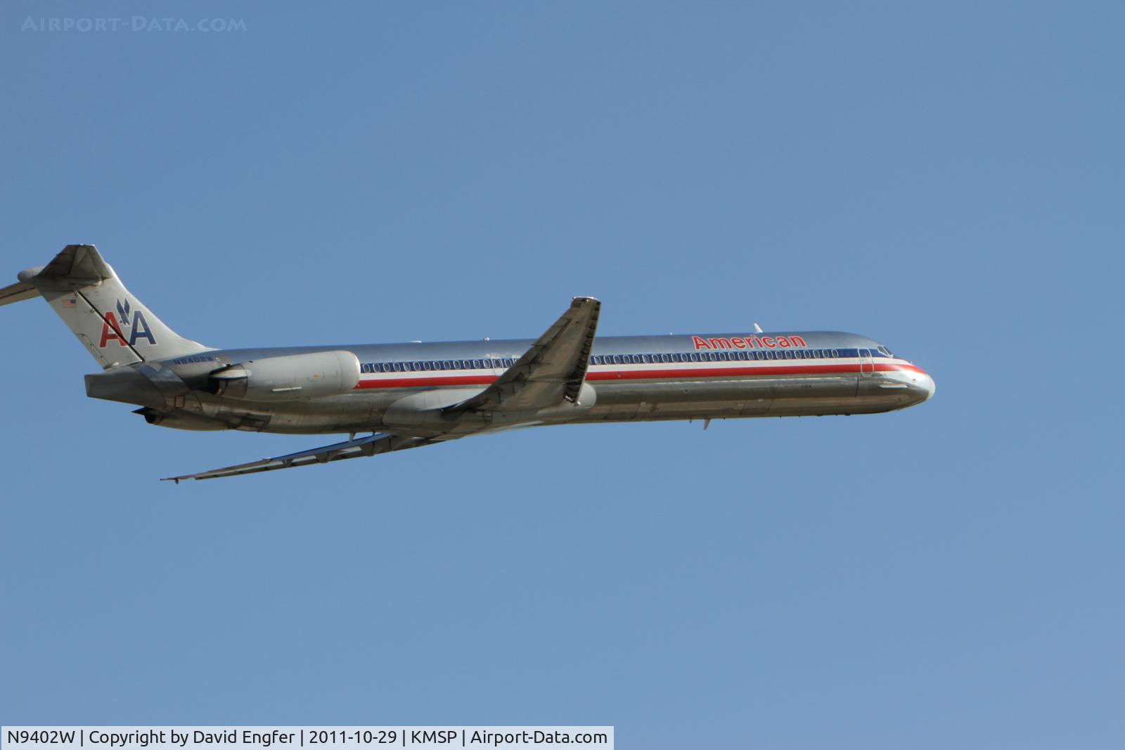 N9402W, 1992 McDonnell Douglas MD-83 (DC-9-83) C/N 53138, 35 @ KMSP