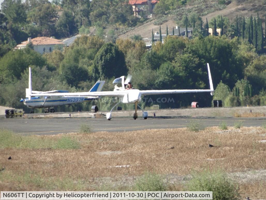 N606TT, 1985 Rutan Long-EZ C/N 274, Departing Transient parking on taxiway Sierra headed to runway 26