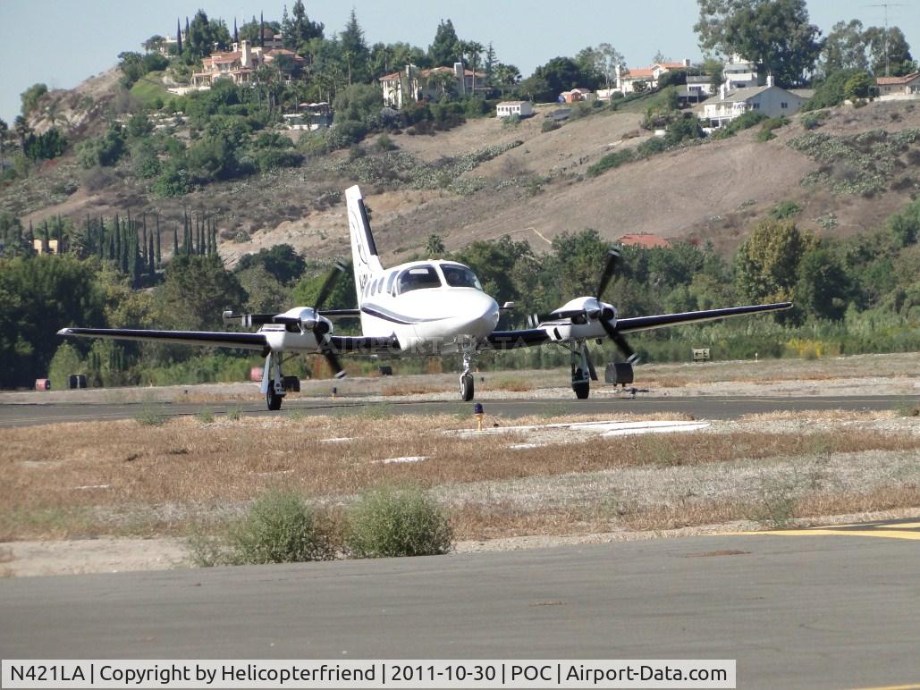 N421LA, Cessna 421C Golden Eagle C/N 421C1219, Taxiing back to the hanger on taxiway Sierra