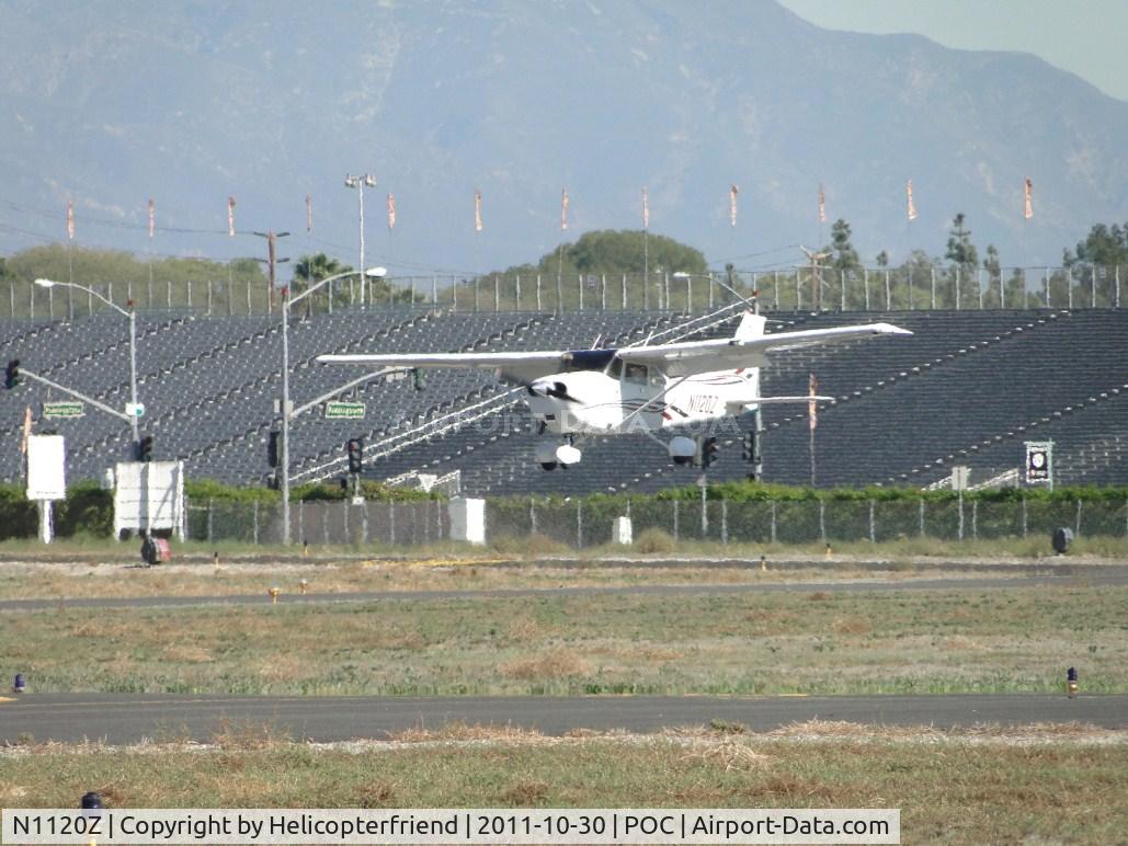 N1120Z, 2006 Cessna 172S Skyhawk SP C/N 172S10313, On final and almost down on 26L