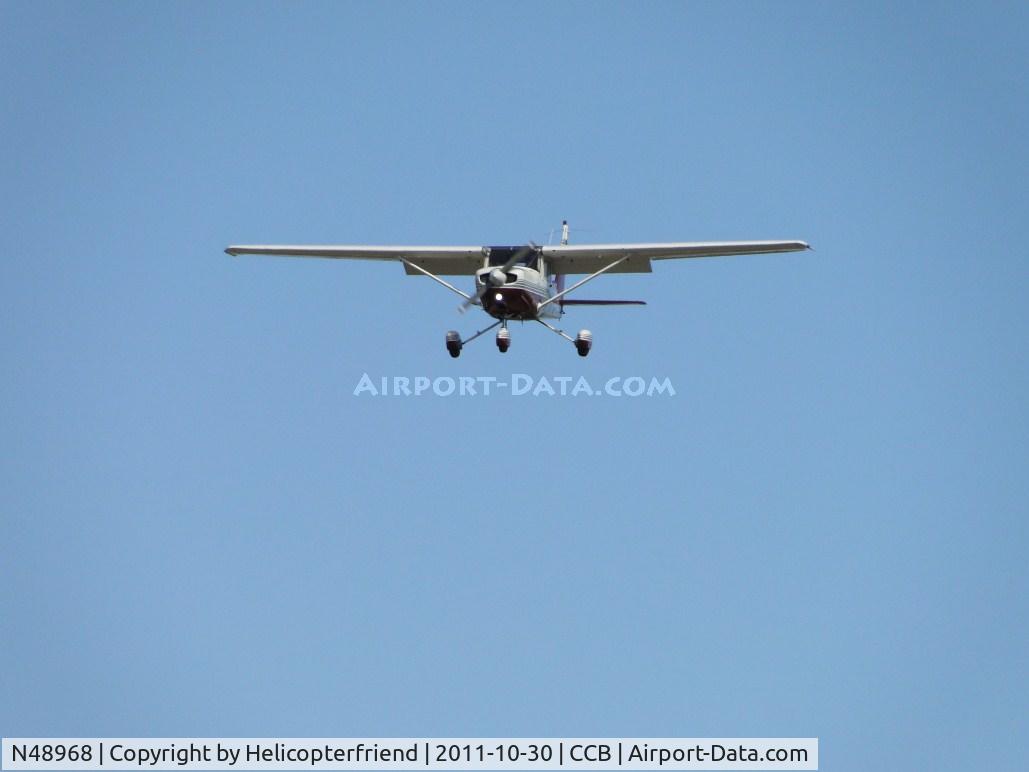 N48968, 1977 Cessna 152 C/N 15281080, On final to runway 24