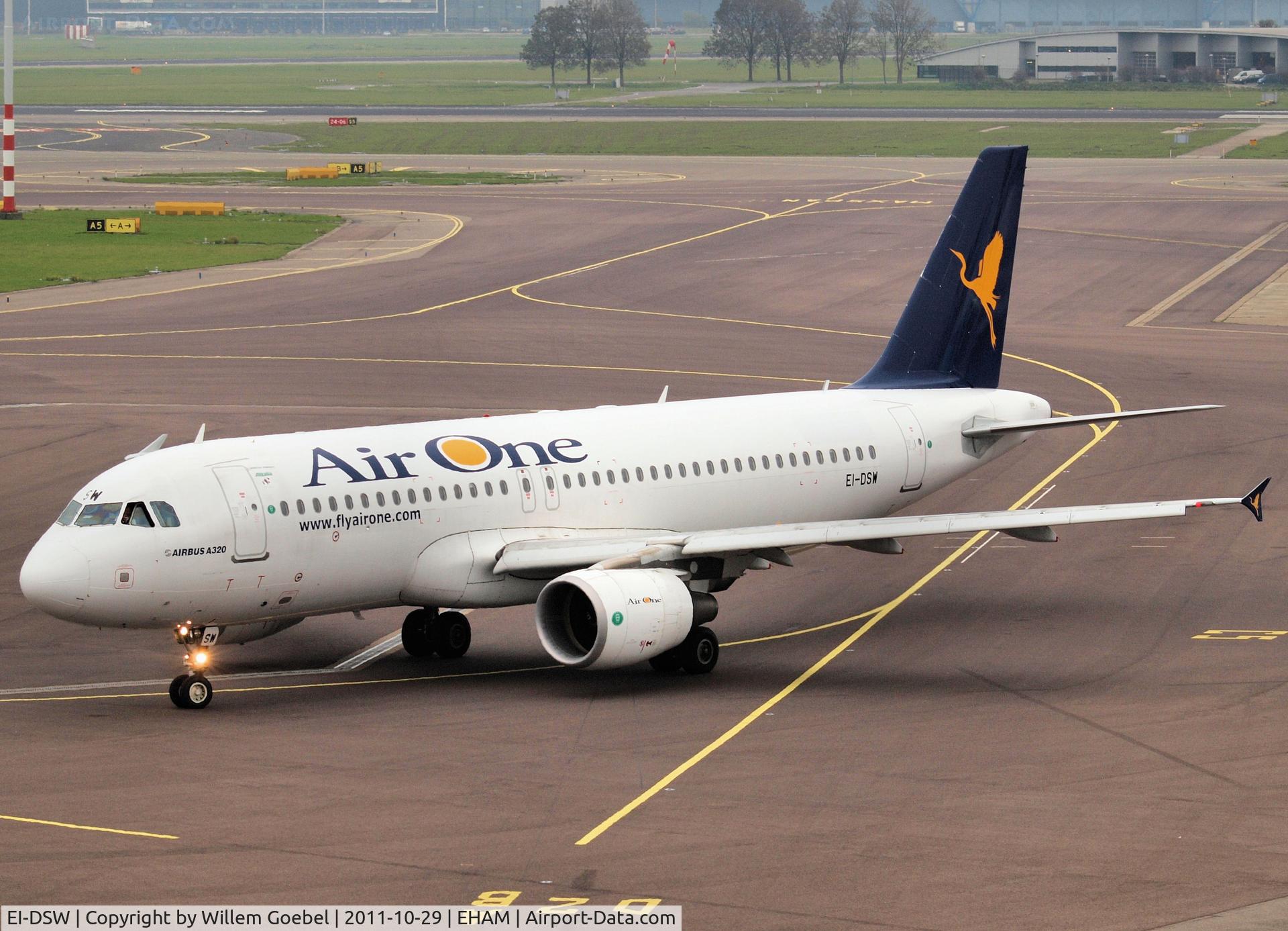EI-DSW, 2008 Airbus A320-216 C/N 3609, Taxi to the runway24 on Schiphol Airport