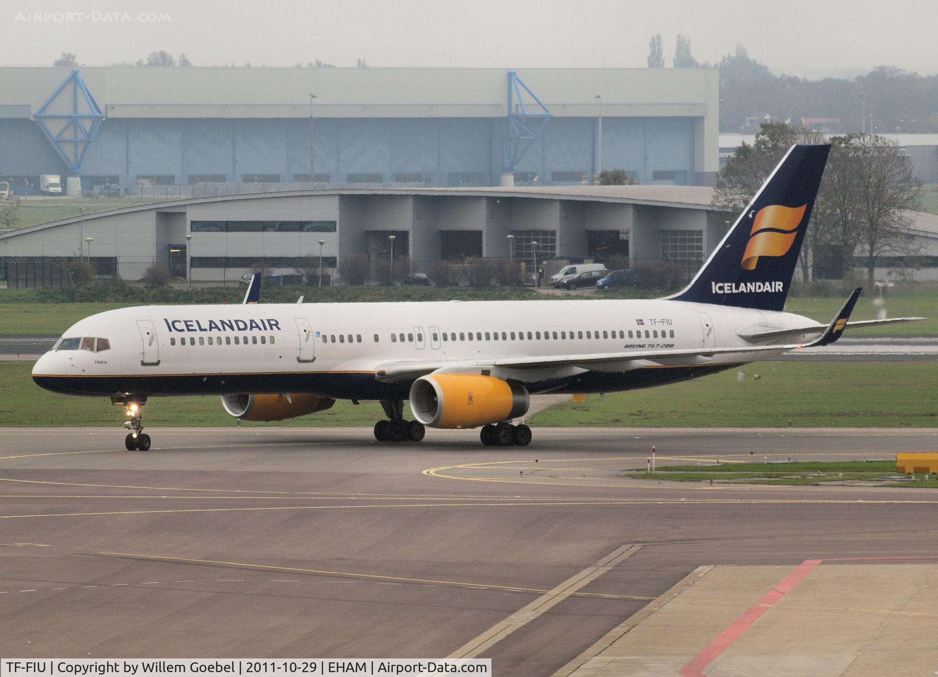 TF-FIU, 1994 Boeing 757-256 C/N 26243, Taxi to the gate of Schiphol Airport